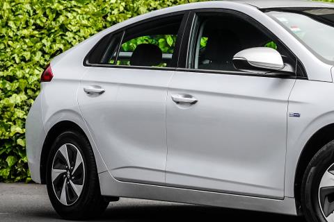 2019 Hyundai IONIQ Hybrid - Thumbnail