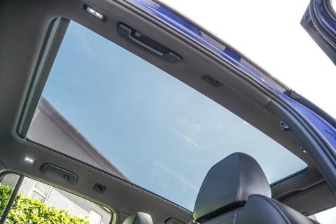 2022 Volkswagen ID.4 Pro Launch Edition - Thumbnail