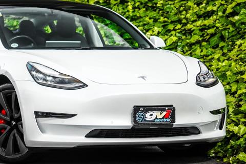 2020 Tesla Model 3 Performance - Thumbnail