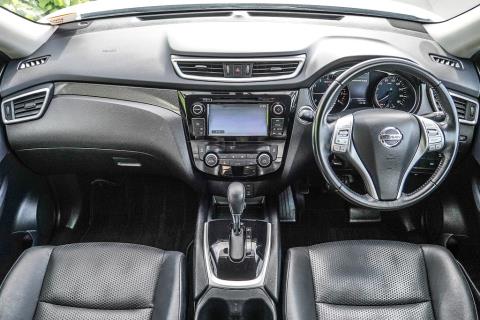 2015 Nissan X-Trail Hybrid 4WD - Thumbnail