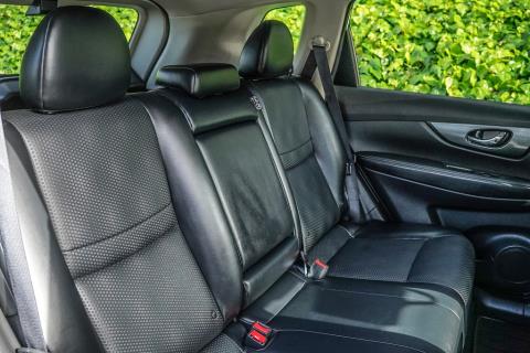 2015 Nissan X-Trail Hybrid 4WD - Thumbnail