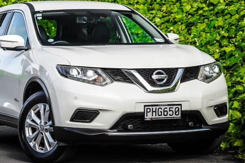 2015 Nissan X-Trail Hybrid 4WD - Thumbnail