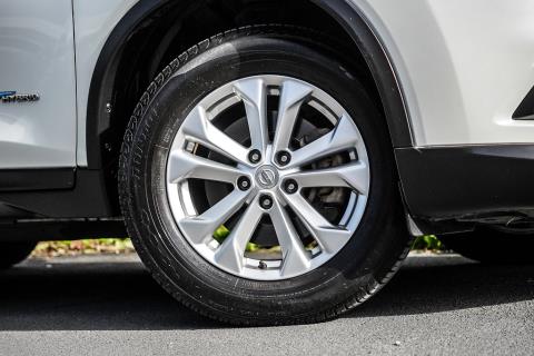 2015 Nissan X-Trail Hybrid 4WD - Thumbnail