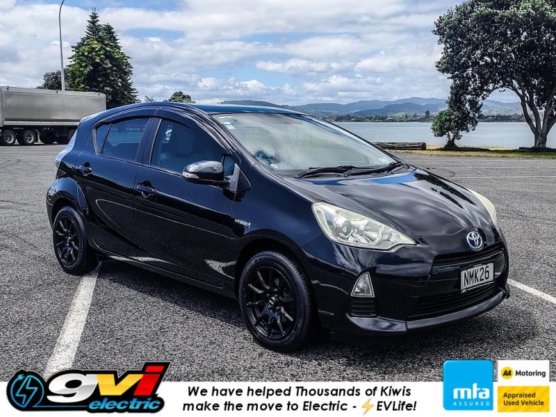 2012 Toyota Aqua Hybrid