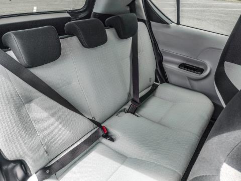 2012 Toyota Aqua Hybrid - Thumbnail