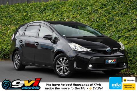 2014 Toyota Prius Alpha Hybrid