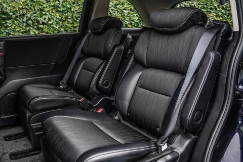 2017 Honda Odyssey Absolute Hybrid - Thumbnail