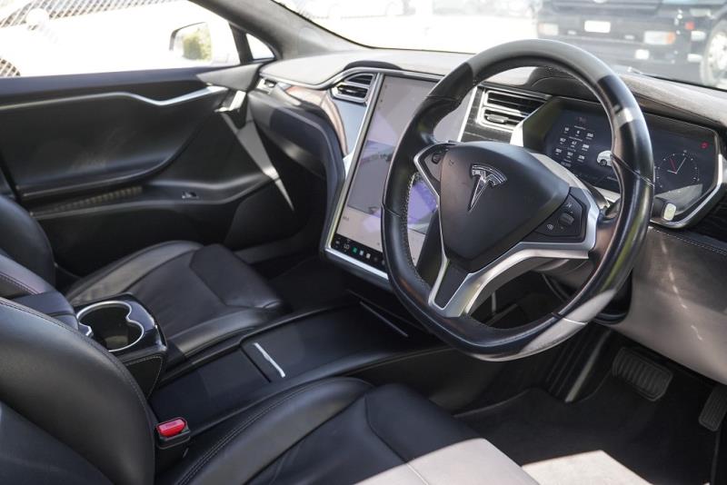 2017 Tesla Model S 90D AWD