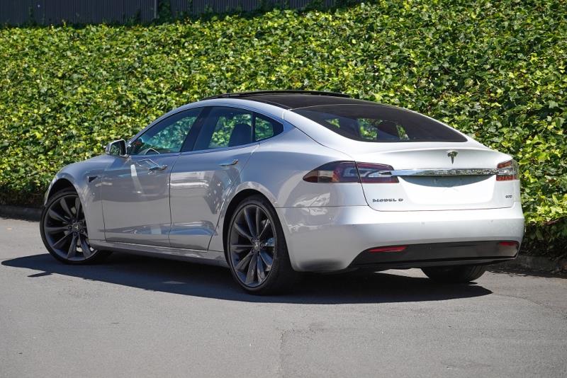 2017 Tesla Model S 90D AWD