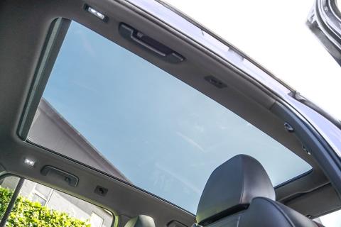 2022 Volkswagen ID.4 Pro 82kWh - Thumbnail