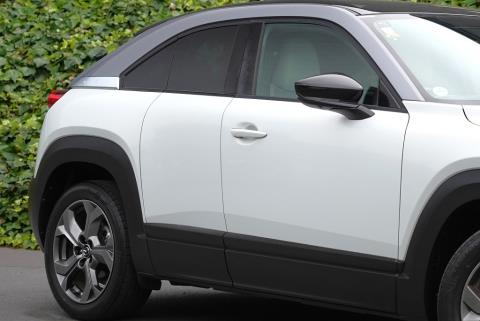 2021 Mazda MX-30 20S e-Skyactive - Thumbnail