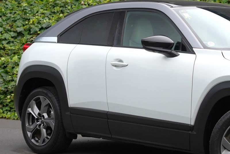 2021 Mazda MX-30 20S e-Skyactive