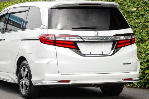 2017 Honda Odyssey Absolute Hybrid - Thumbnail