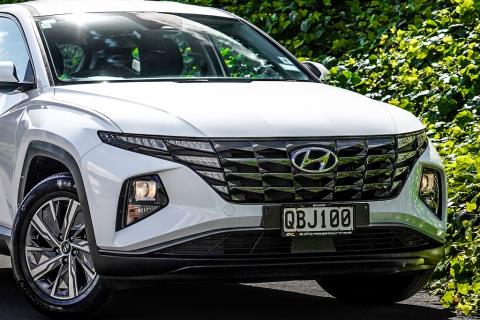 2023 Hyundai Tucson Hybrid - Thumbnail