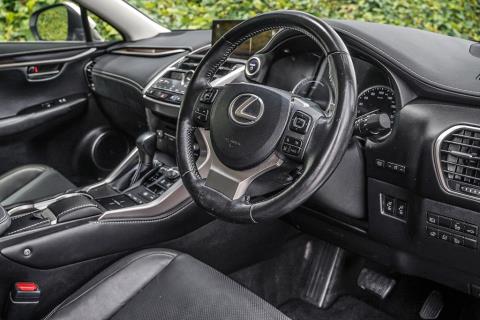 2018 Lexus NX 300h - Thumbnail