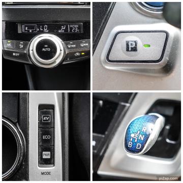 2013 Toyota Prius Alpha Hybrid - Thumbnail