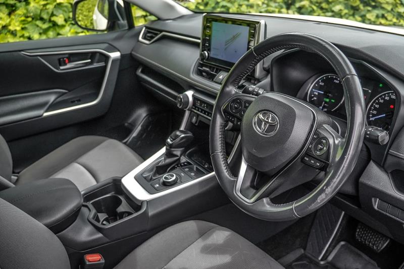 2021 Toyota RAV4 Hybrid E-Four GXL