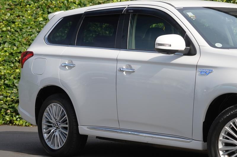 2019 Mitsubishi Outlander PHEV G 4WD