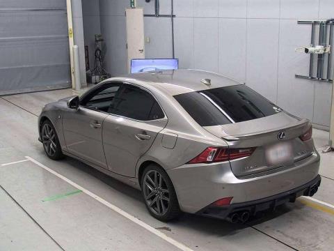 2013 Lexus IS 300h - Thumbnail