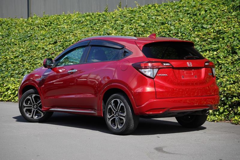 2017 Honda Vezel Z Hybrid / HR-V