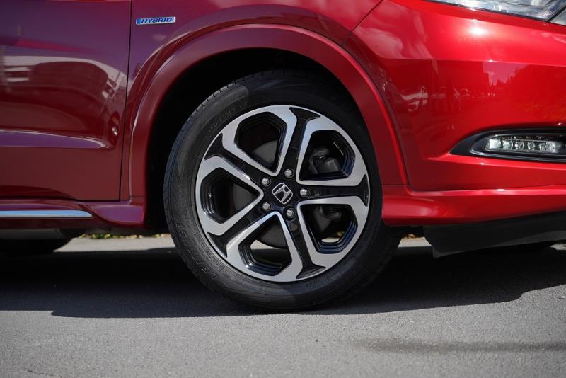 2017 Honda Vezel Z Hybrid / HR-V