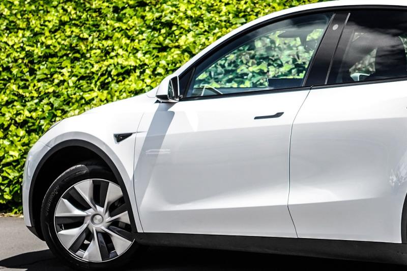 2023 Tesla Model Y RWD 60kWh