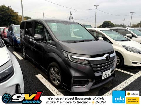 2018 Honda Step Wagon - Thumbnail