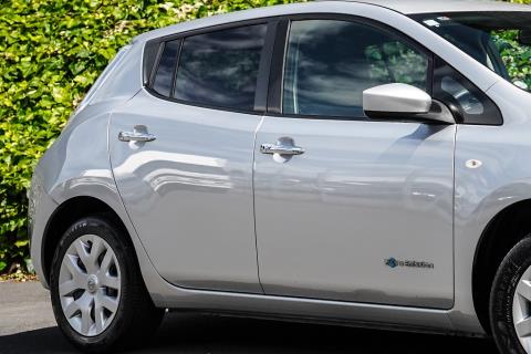 2016 Nissan Leaf 30X Gen 2 - Thumbnail