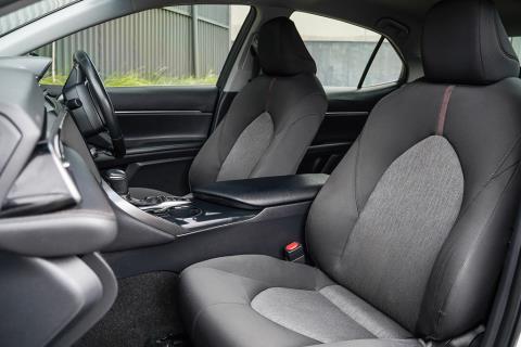 2021 Toyota Camry SX Hybrid - Thumbnail