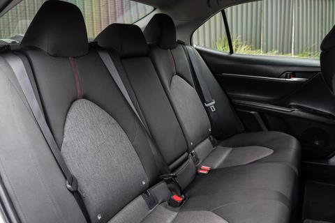 2021 Toyota Camry SX Hybrid - Thumbnail