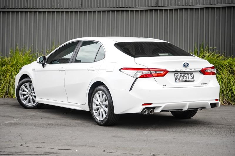 2021 Toyota Camry SX Hybrid