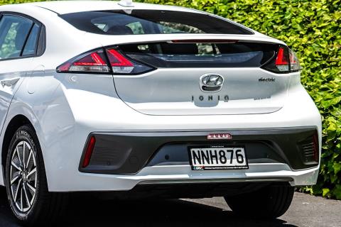 2021 Hyundai Ioniq EV 38kWh - Thumbnail