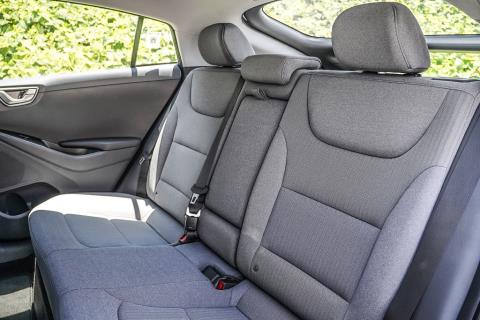 2021 Hyundai IONIQ 100kW EV - Thumbnail