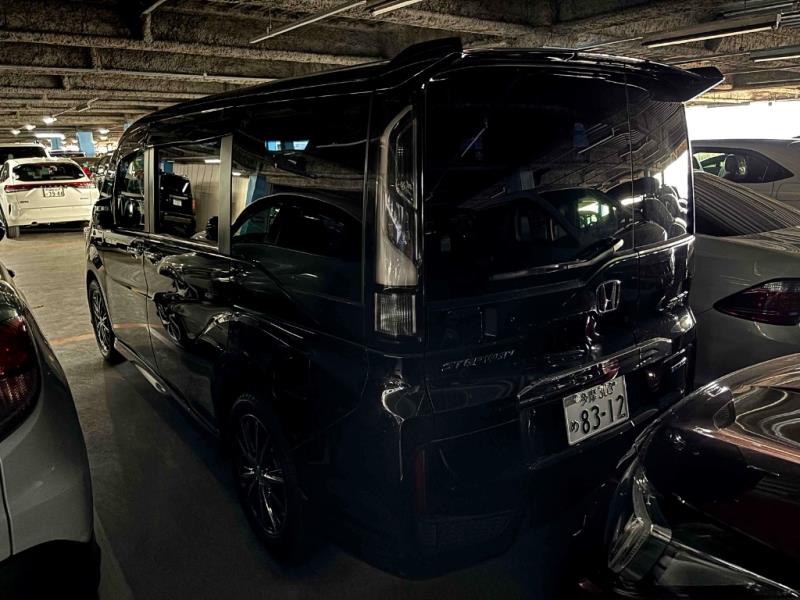 2017 Honda Step Wagon