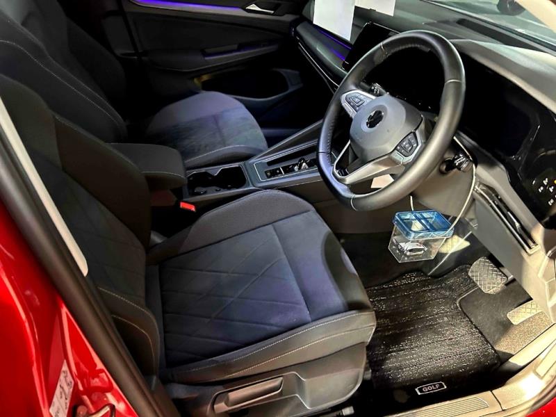 2021 Volkswagen Golf e-TSI Hybrid