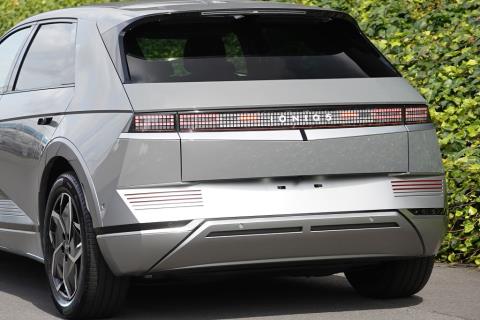 2023 Hyundai Ioniq 5 Lounge 72kWh - Thumbnail