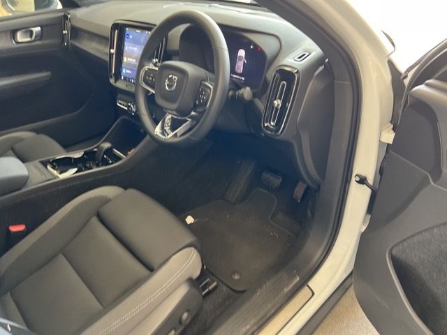 2022 Volvo C40 Recharge Single