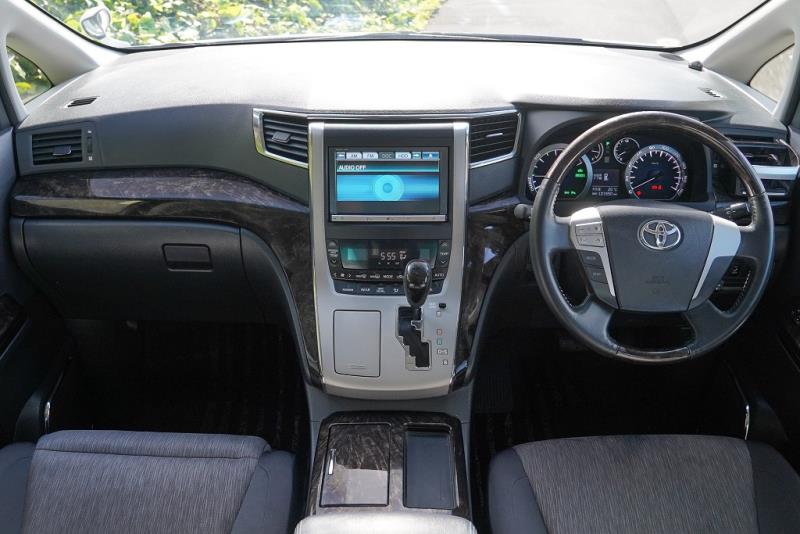 2014 Toyota Vellfire Hybrid / Alphard