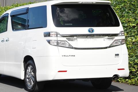 2014 Toyota Vellfire Hybrid / Alphard - Thumbnail