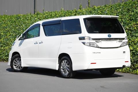 2014 Toyota Vellfire Hybrid / Alphard - Thumbnail