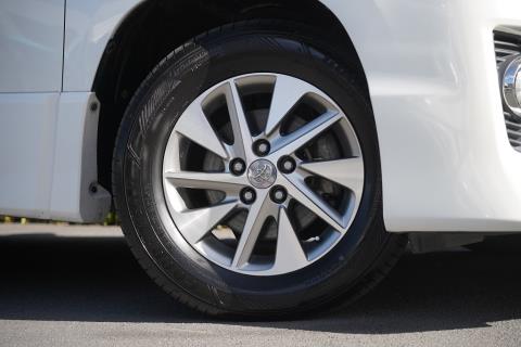 2014 Toyota Vellfire Hybrid / Alphard - Thumbnail