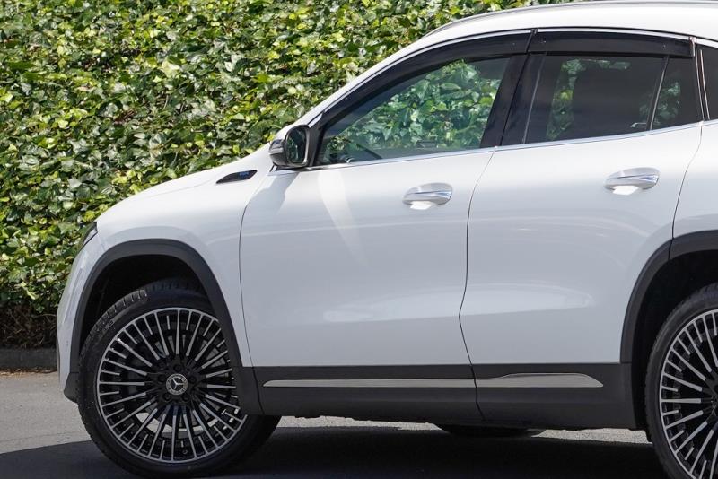 2021 Mercedes Benz EQA 250 AMG Line