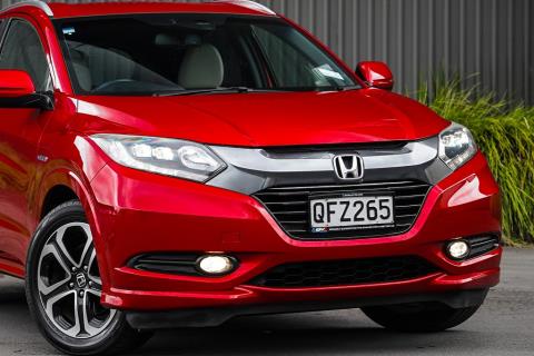 2015 Honda Vezel Z Hybrid / HR-V - Thumbnail