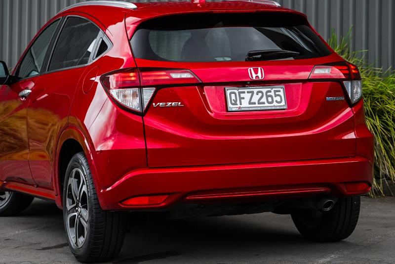 2015 Honda Vezel Z Hybrid / HR-V