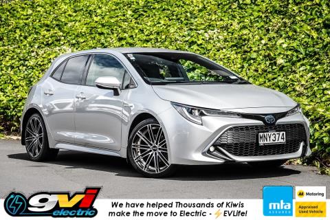 2019 Toyota Corolla ZR Hybrid - Thumbnail