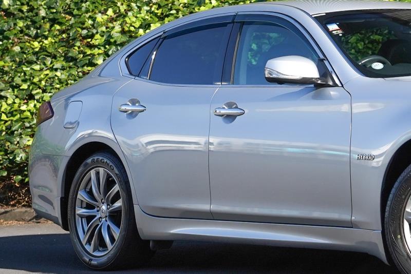 2015 Nissan Fuga Hybrid / Skyline