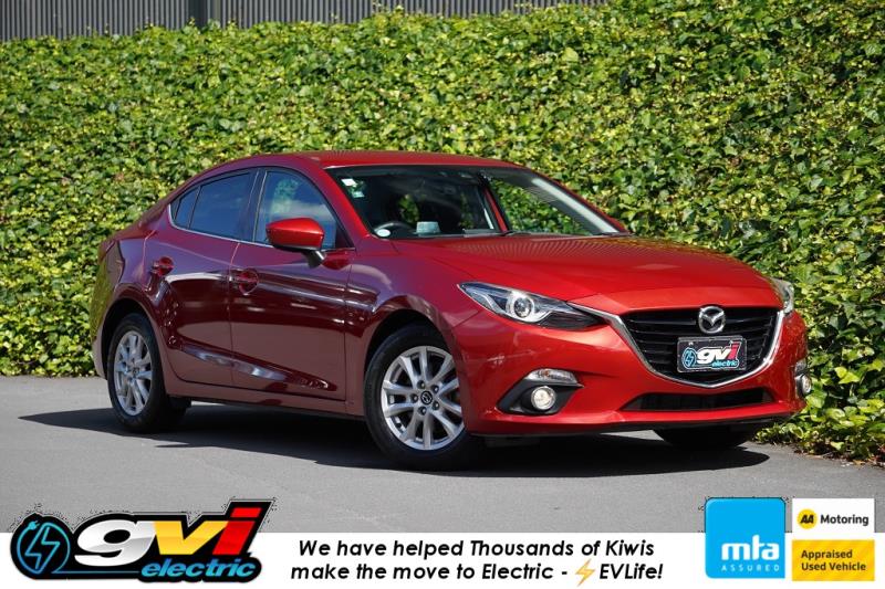 2015 Mazda Axela Hybrid / 3 Hybrid