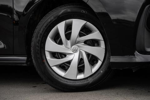 2021 Toyota Yaris Hybrid / Vitz - Thumbnail