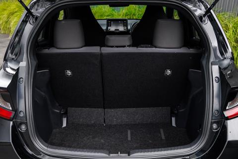 2021 Toyota Yaris Hybrid - Thumbnail