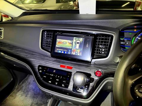 2016 Honda Odyssey Hybrid Absolute - Thumbnail